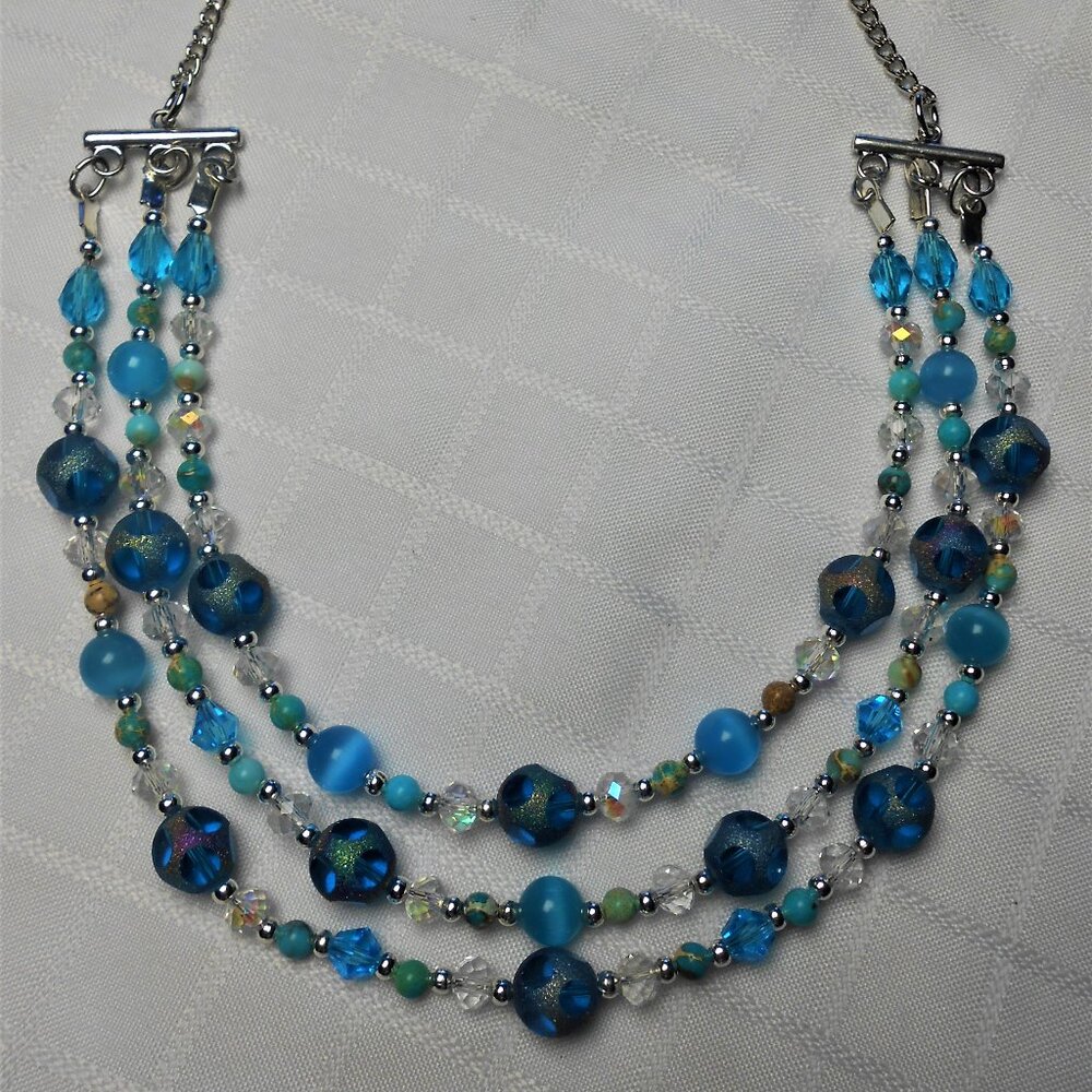 No406 Beautiful handmade statement necklace with rows and earrings